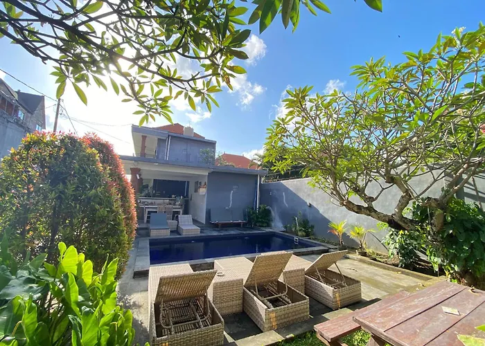 ゲストハウス The Lonceng Bali By Sdm Management